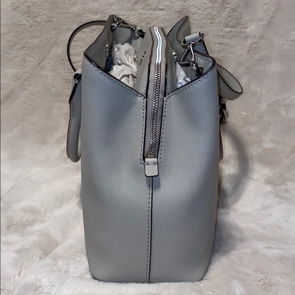 Gray Michael Kors bag - Picture 2 of 7